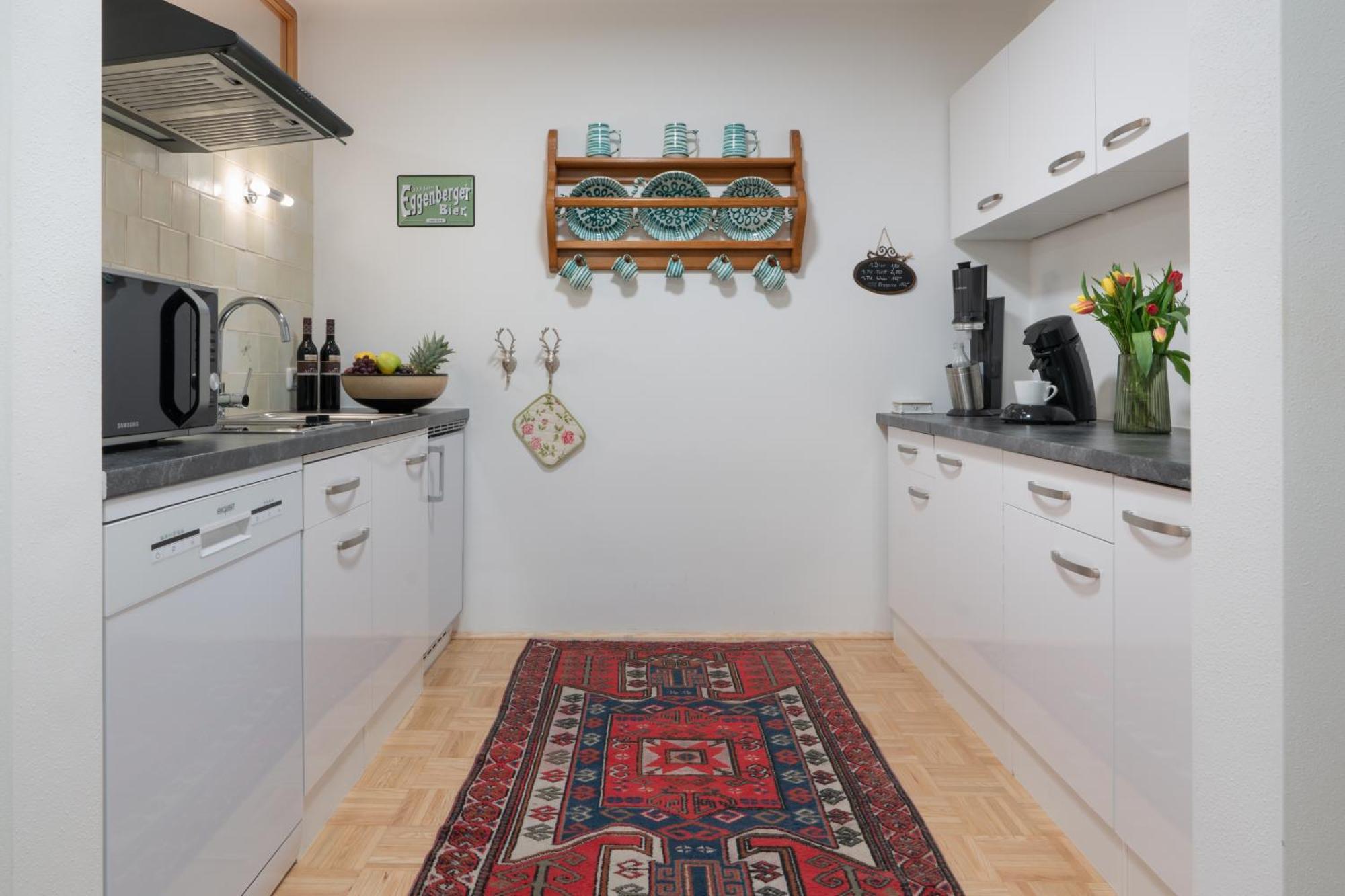 Homely Apartment In The Center With Garden View Гмунден Экстерьер фото